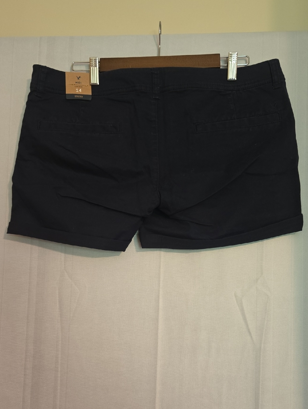 American Eagle Women's Navy Roll-Hem Midi Shorts Sz 14 NWT - Picture 4 of 10